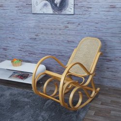 Gyngestol lavet af birketr� med rattan flet p� s�de - rokkestol