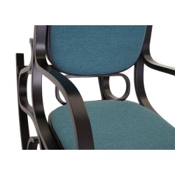 Gyngestol lavet af valn�ddetr� med gr�nt stof