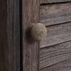 Kommode med 2 kurve og skab - h�j brun antik vintage kommode