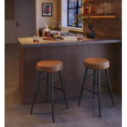 Barstol med kunstlder - st med 2 barstole - brun H63 cm