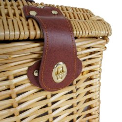 Picnickurv til 6 personer med picnict�ppe, vinglas og k�lerum