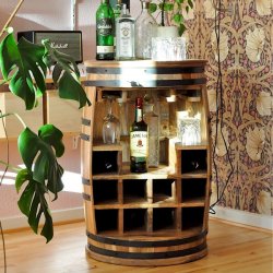 Vintnde bar i massiv mangotr - Rosey Raw-Say barskab og vinreol