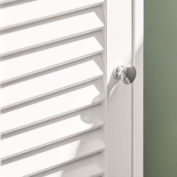 Badev�relsesskab med skabe, hylder og skuffe, hvid 32x30x170