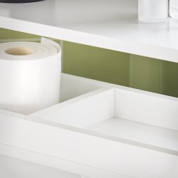 Badevrelsesskab p hjul, smalt toiletskab med hylder, hvid