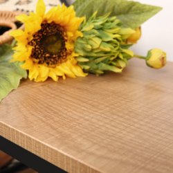 Skobnk med 2 trdhylder - siddebnk med skohylder - lysebrun