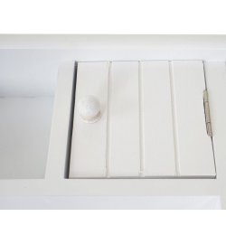 N�gle knager�kke med 2 skabe - hvid v�gskab n�gleskab