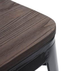 Skamler i stl med trsde - stabelbare taburetter i metal - 4 stk sorte