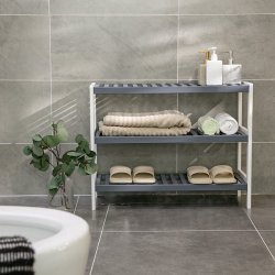 Skoreol i bambus med 3 hylder - hvid og gr 70 x 55 x 26