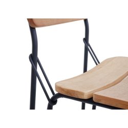 Barstole - 2 barstole i industrielt design med tr