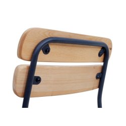 Barstole - 2 barstole i industrielt design med tr