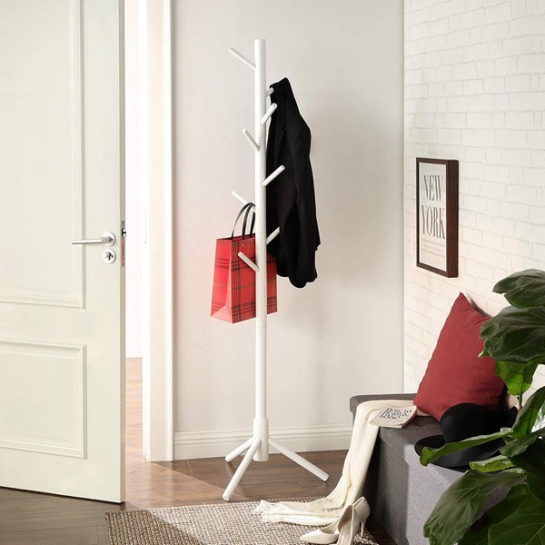 Billede af Stumtjener i hvid træ - frakke stativ til entre - 47x47x175 - Entremøbler og garderobe > Stumtjenere - Daily-Living