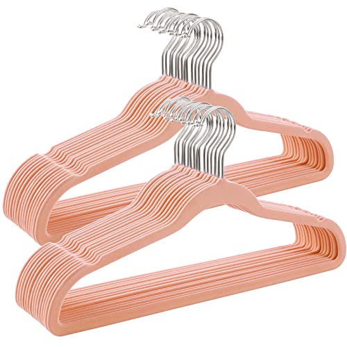 Tøjbøjler i velour med skridsikker buksestang - 30 stk pink - Bøjler - Daily-Living